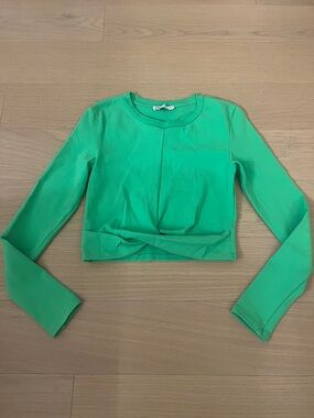 Zara green cropped long sleeve top fitted size M